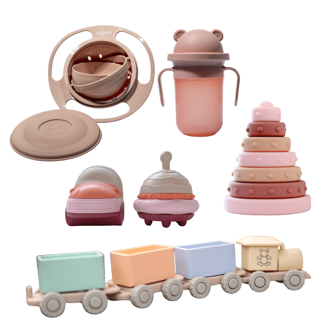 Toyama treinset, Qormi speelset roze, Bombala stapelringen roze, Miracle oefenkom roze, Magic oefenbeker roze, close up.